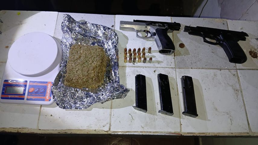 Policía Nacional incauta 17 municiones del mismo calibre.