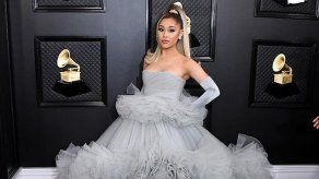 Ariana Grande escenifica la reconciliación con su padre en los Grammy