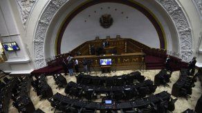 Oposición venezolana inicia en el Parlamento nueva ofensiva contra Maduro