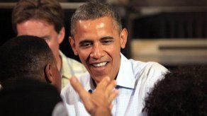 Obama apenas supera a Romney en nuevos fondos