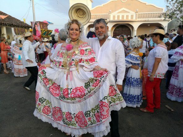 Recorrido de tunas en Santo Domingo de Las Tablas