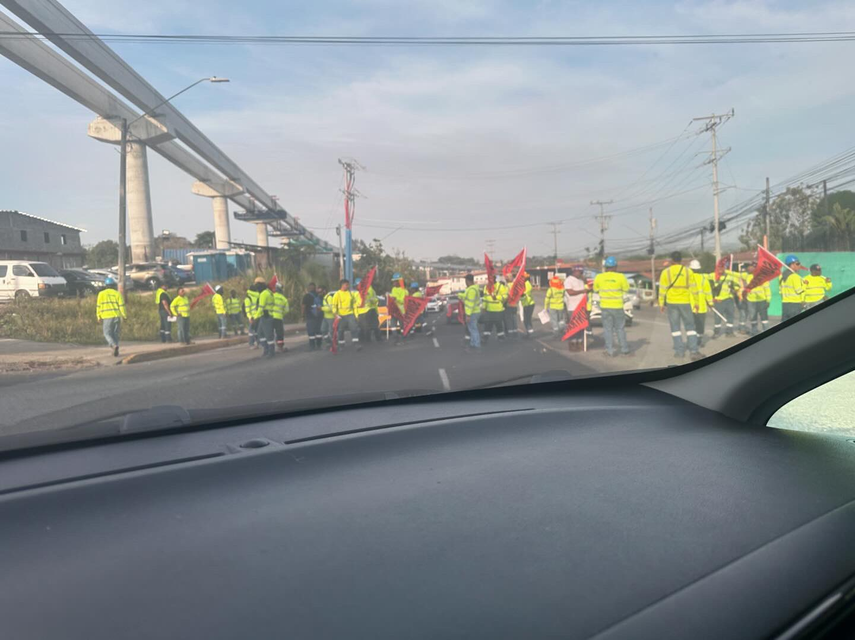 Cierres de vías por miembros de sindicatos