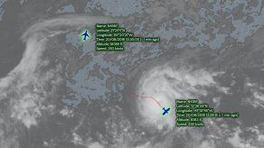 Un huracán de categoría 3 se aproxima a Hawái