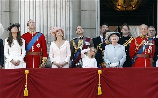 La reina Isabel compartirá su primera navidad con Kate