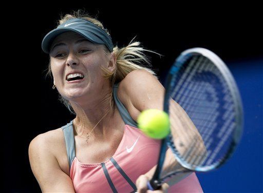 Azarenka y Sharapova, a cuartos en China