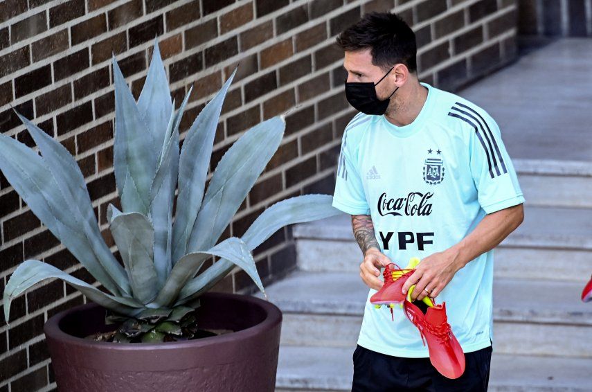 Lionel Messi llega a Caracas para enfrentar a Venezuela