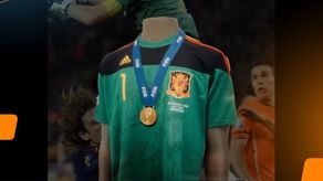 Desaparece del Museo LEGENDS la camiseta que usó Iker Casillas en la final del Mundial 2010.
