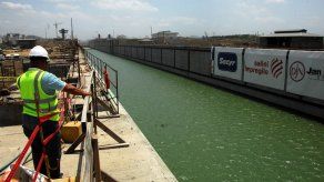 Canal de Panamá mantiene abril de 2016 como fecha de inicio operación de ampliación