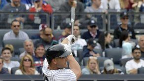 Holliday vuelve con jonrón en triunfo de Yanquis ante Boston