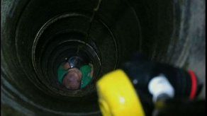 China: Bebé de 15 meses cae a pozo de siete metros