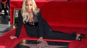 Mary J. Blige gana estrella en el paseo de la fama de Hollywood