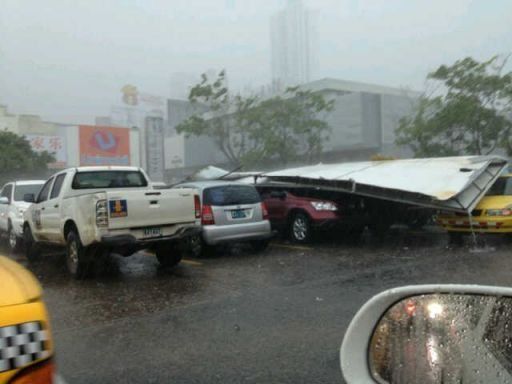 Afectaciones por fuerte lluvia y vientos en Panamá Centro y Este