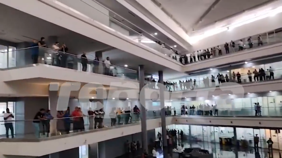 La Contraloría realiza una visita sorpresa en la Asamblea Nacional durante el proceso de auditoría. La Contraloría realiza una visita sorpresa en la Asamblea Nacional durante el proceso de auditoría.