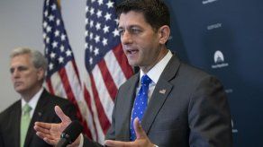 Cámara rechaza proyecto migratorio republicano