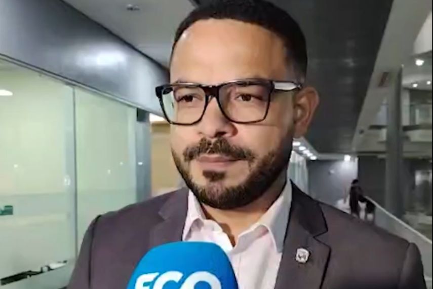 Diputado Betserai Richards.