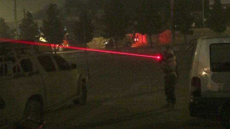 Comando irrumpe en hotel de Afganistán, hay seis muertos