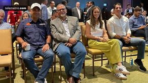 Firma del Pacto por el Deporte 2024-2029 por los candidatos presidenciales.