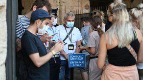 Muchos establecimientos están preocupados por la introducción de este documento, porque muchos turistas con pruebas o certificados de vacunación no tienen el código QR digital, de fácil lectura.&nbsp;