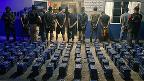 Policía Nacional detienen a personas con presunta droga Policía Nacional detienen a personas con presunta droga
