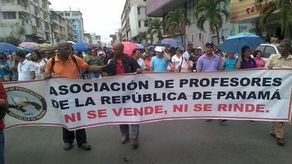 Gremios docentes desmienten huelga previo al inicio de año escolar