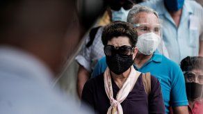 Antes de abril Costa Rica no había contabilizado más de 2.000 casos diarios. Eso terminó en la última semana de abril y la primera semana de mayo, cuando se sobrepasó esa cifra en seis ocasiones.