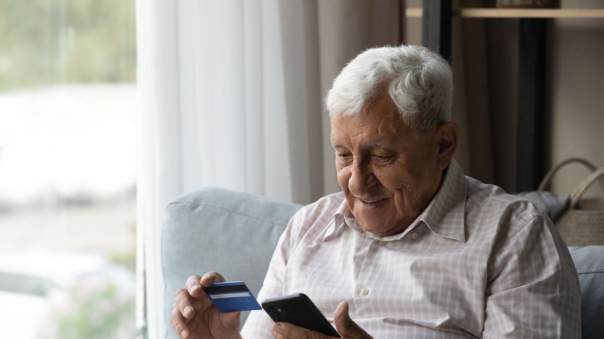 Atención Jubilados y pensionados: El viernes 5 será el pago por la CSS por ACH y Cheque