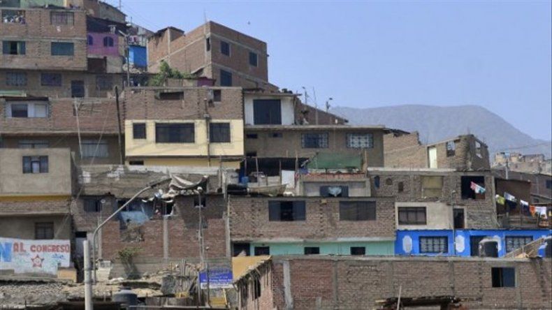 Perú: Más del 50 % de la población pertenece a la clase media, informa BID