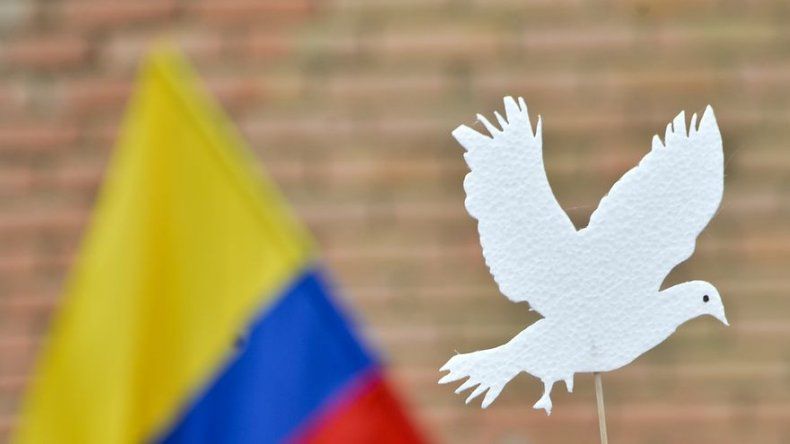 Colombia podría refrendar un nuevo acuerdo de paz en cabildos abiertos