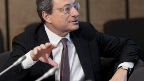 Draghi: Quedan muy pocos asuntos por resolver en la banca de España