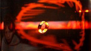 El anillo que inspiró a Tolkien se muestra al público en Inglaterra