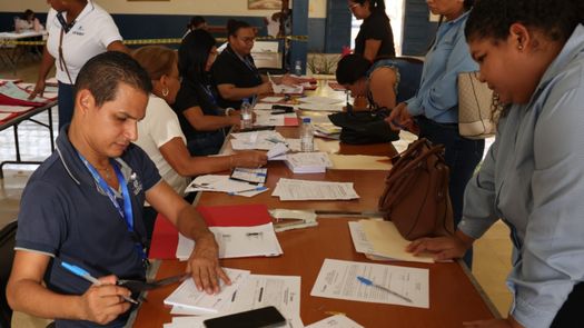 El IFARHU anuncia nueva fecha para recepción de documentos del Concurso General de Becas 2026.