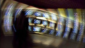 AT&T despide a 12 mil trabajadores