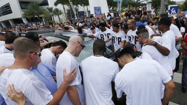 Marlins y fanáticos se despiden de José Fernández