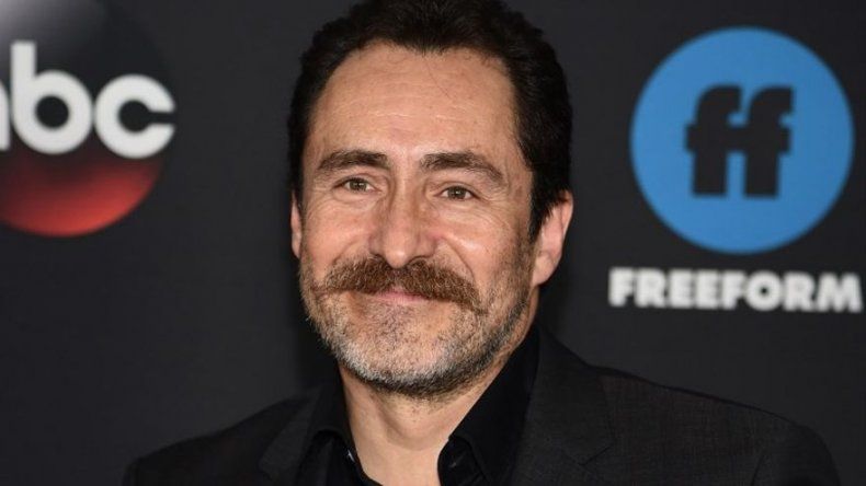 Demián Bichir se convierte en un James Bond de las almas en The Nun