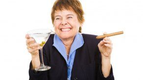 Las personas que beben ganan más ingresos