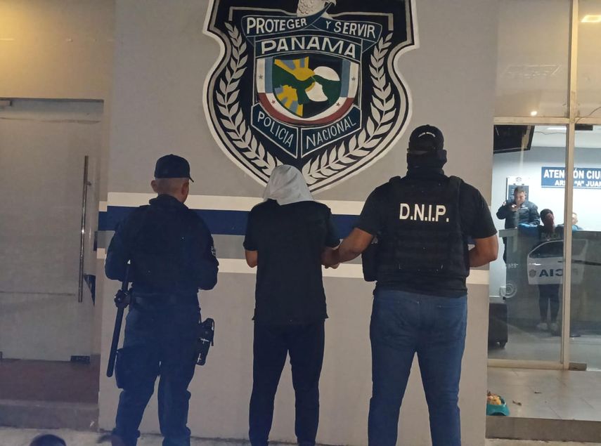 Aprehenden a un sujeto de 46 años por presunta comisión de pornografía infantil