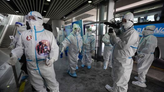 La política de tolerancia cero de China ha mantenido a raya al virus.