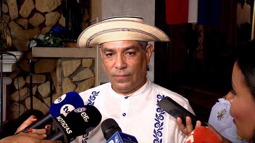 El ministro de Salud Luis Sucre.