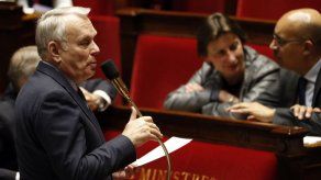 Francia advierte a Rusia contra injerencia en elecciones presidenciales