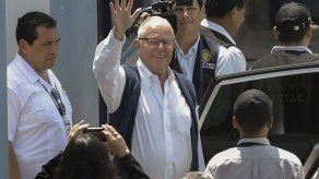 Tribunal evalúa prisión preventiva a expresidente Kuczynski por caso Odebrecht