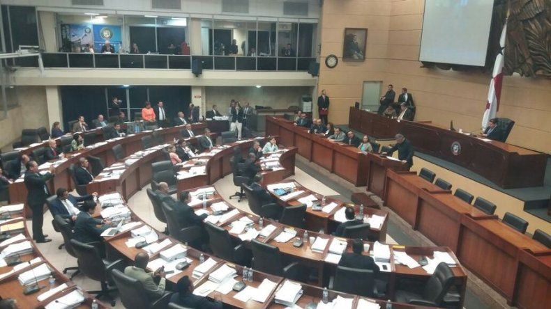 Pleno ratifica designación de Alfredo Martiz como nuevo director de la CSS