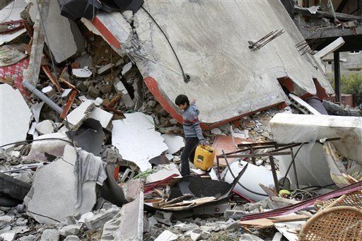 Israelíes matan a tres civiles y dos milicianos en Gaza