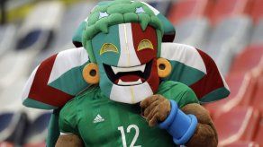 Mexicanos insisten en el coro homofóbico