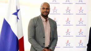 Irving Saladino dio positivo en COVID-19