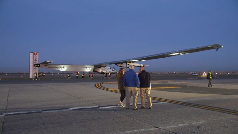 Avión solar inicia etapa transatlántica en vuelta al mundo