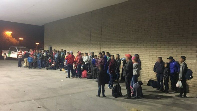Arrestan a más de 600 migrantes centroamericanos en frontera de EEUU