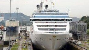Canal de Panamá espera el paso de 200 cruceros