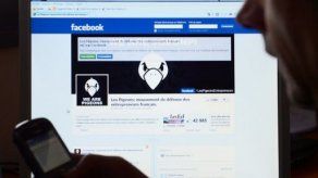 Detienen a un joven en Zimbabue por decir en Facebook que Mugabe había muerto