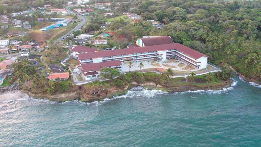  Centro Educativo Anastacia Mitre, de la provincia de la provincia de Colón. Centro Educativo Anastacia Mitre, de la provincia de la provincia de Colón.