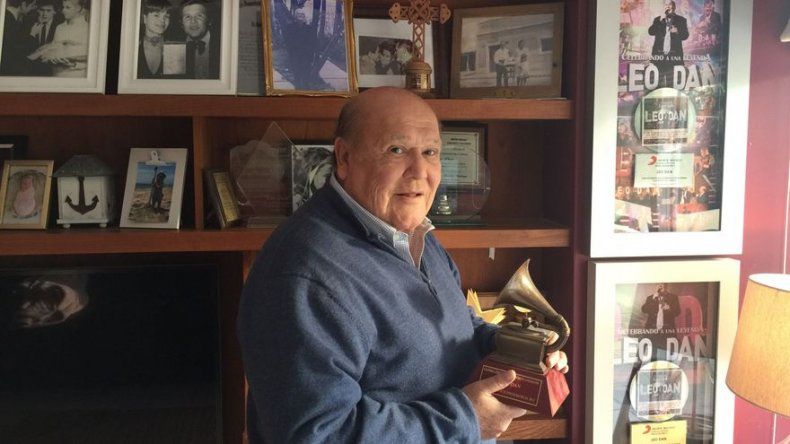 Roma, una bendición divina para la leyenda de la canción Leo Dan